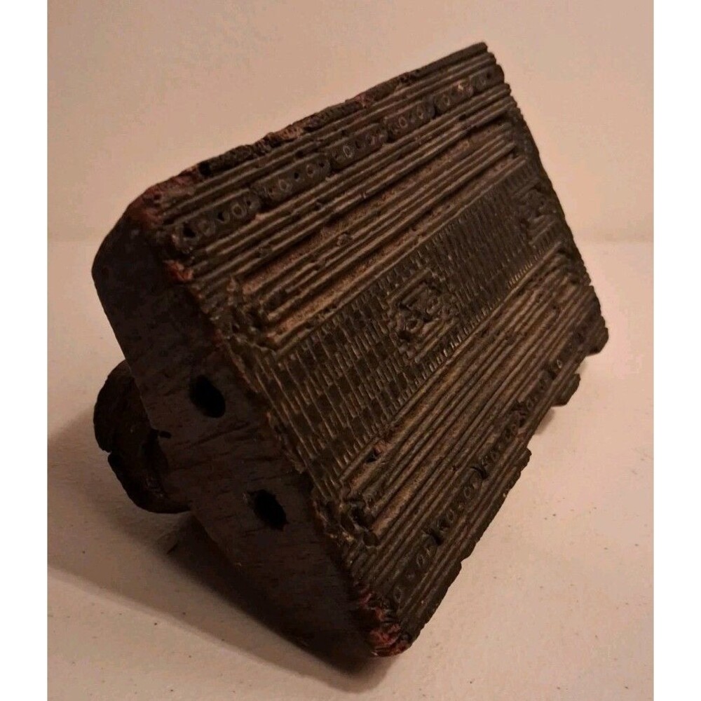 Antique Wood Carved Textile Printing Block Border Design
